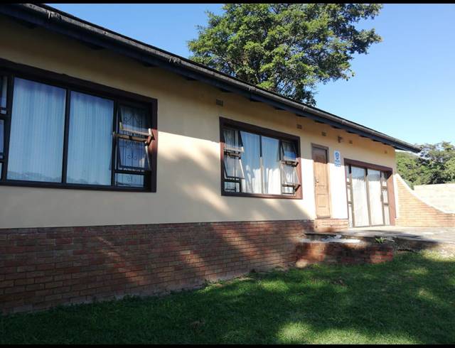 4 BEDROOM HOUSE FOR SALE IN ROSSBURGH